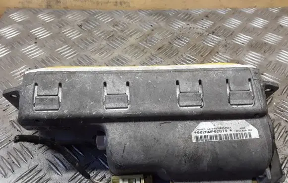 Audi A3 S3 8P Passenger airbag 8P0880202 PAB320994NAT