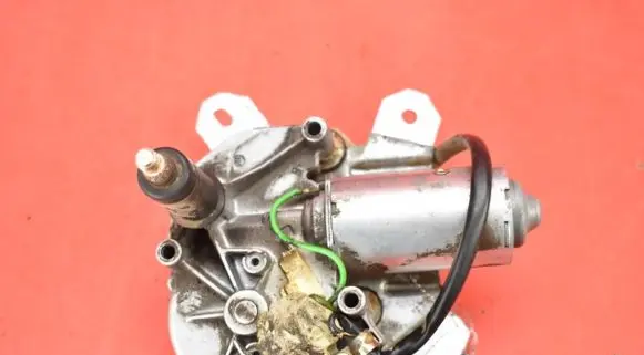 Ford Maverick Rear window wiper motor