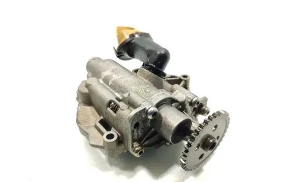 Audi A1 Oil pump 04E115103C