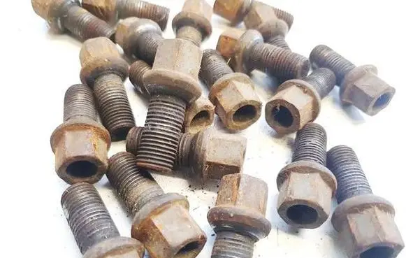 Volkswagen Polo IV 9N3 Nuts/bolts 