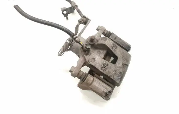 Hyundai Santa Fe Rear brake caliper 190823A