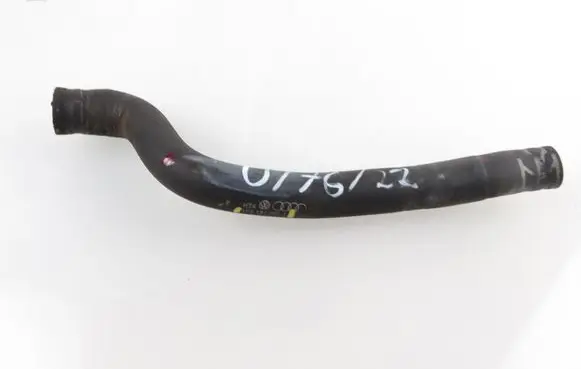 Volkswagen Golf V Engine coolant pipe/hose 1K0121063J