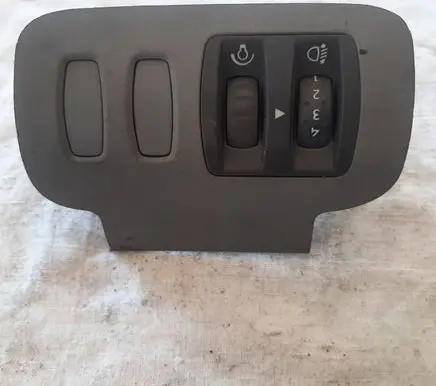 Renault Scenic II - Grand scenic II Headlight level height control switch 42000