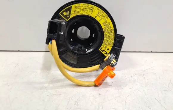 Toyota Avensis T250 Airbag slip ring squib (SRS ring) 