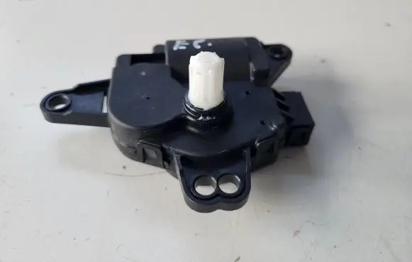 Hyundai Kona I A/C air flow flap actuator/motor EA1F0PPJAB02
