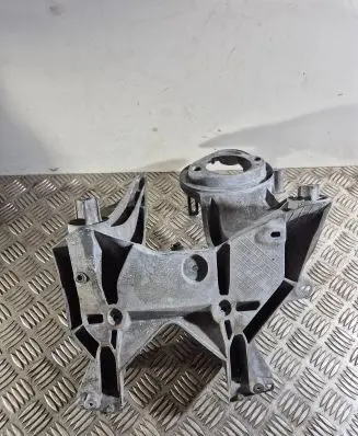 Volvo S60 Battery bracket 31393049 31426120 31369720