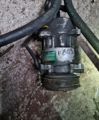 Peugeot 605 Air conditioning (A/C) compressor (pump)