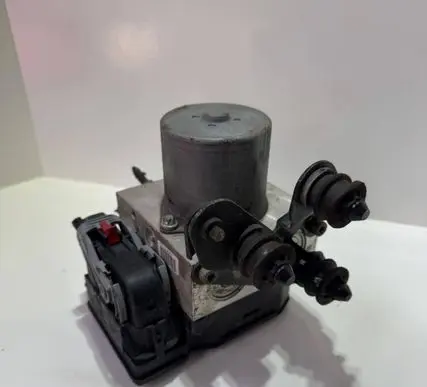 Volkswagen PASSAT B7 ABS Pump 3AA614109AD 54085646H 17654044