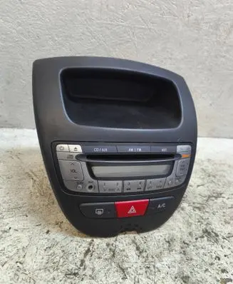 Peugeot 107 Radio/CD/DVD/GPS head unit W53811 861200H010 CQMS0570LC