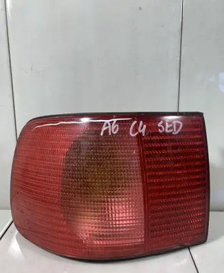 Audi A6 S6 C4 4A Rear/tail lights 4D0945095