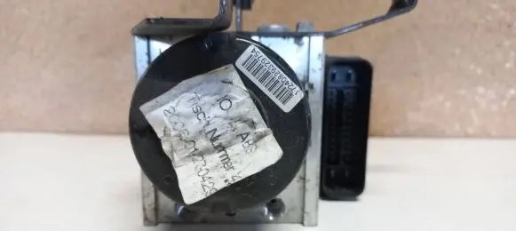 Ford Focus ABS Pump 00402662E3