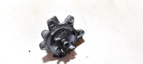 Toyota Yaris Water pump