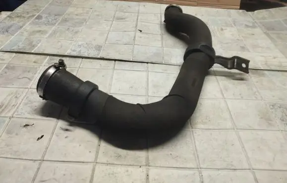 Peugeot 607 Air intake hose/pipe