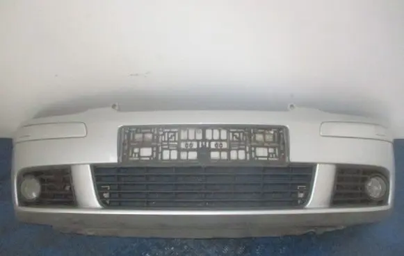 Volkswagen Golf V Front bumper