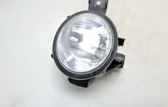BMW X1 E84 Front fog light 7184318 89206144 63177184318