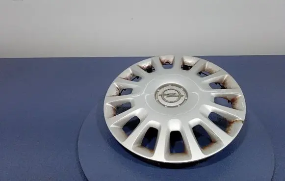 Opel Corsa D R17 wheel hub/cap/trim 13211852