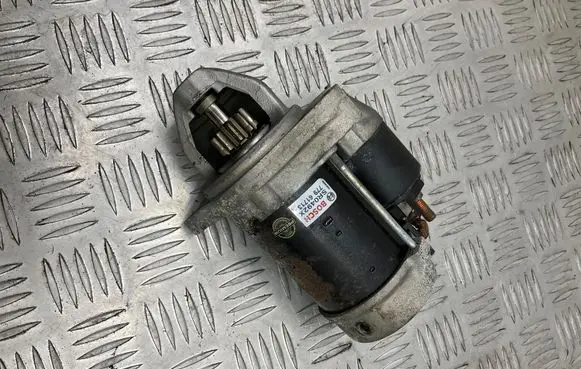 BMW 5 E60 E61 Starter motor 77961713 7610355 7610343