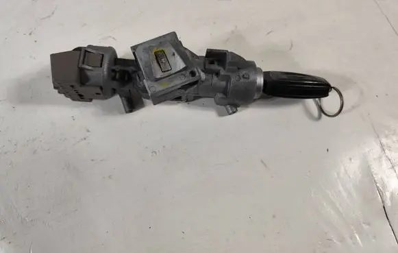 Ford Focus Ignition lock 3M513F880AE