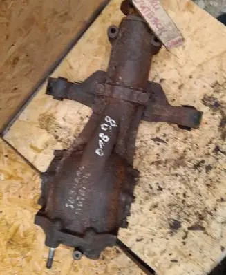 Subaru Outback Rear differential 04898