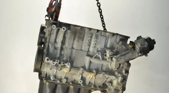 Citroen DS3 Engine block 5F01
