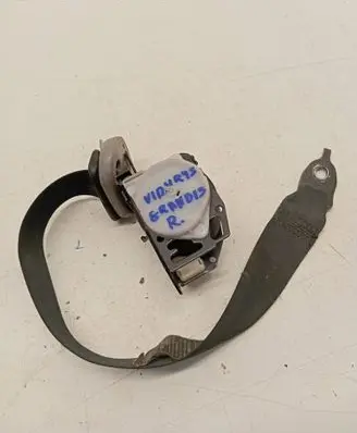 Mitsubishi Grandis Middle seatbelt (rear) 0433102