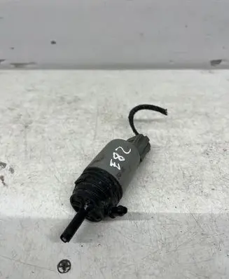 BMW 1 E82 E88 Windscreen/windshield washer pump 6934159 23557610