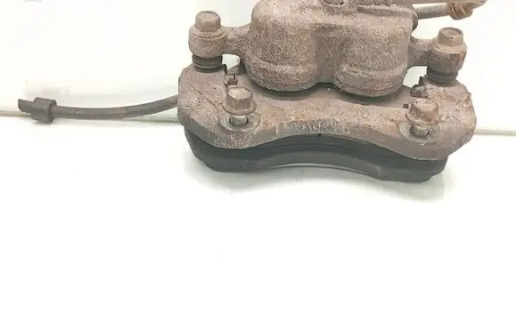 Mitsubishi Outlander Front brake caliper