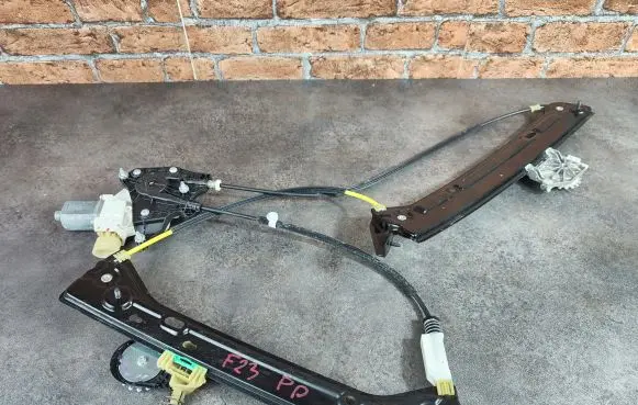 BMW 2 F22 F23 Front door window regulator with motor 7292120