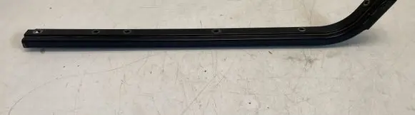 Toyota Sienna XL40 IV Rear door windshield rail
