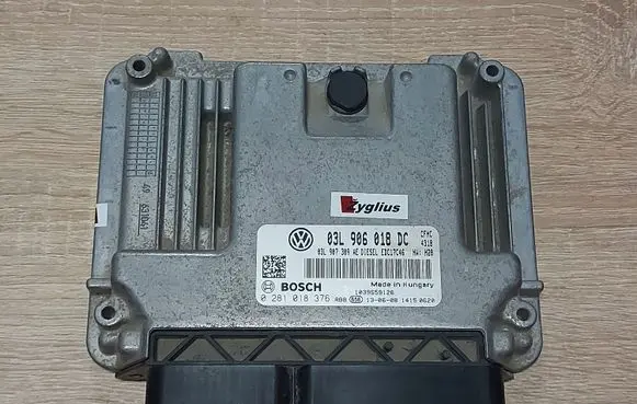Volkswagen Caddy Engine control unit/module 3L906018DC