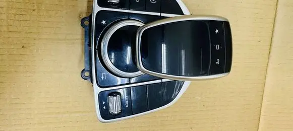 Mercedes-Benz C W205 Head unit multimedia control A2059009014 A2059006814 A2054404713