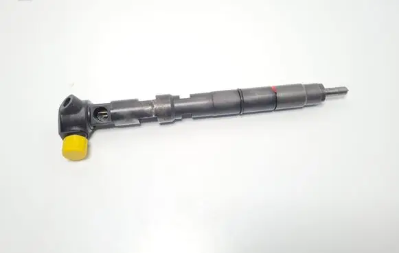 Skoda Praktik (5J8) Fuel injector 03P130277 28231462 03P130277V400