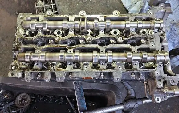 Mercedes-Benz E W212 Engine head A6510102548 IMPRK1590717