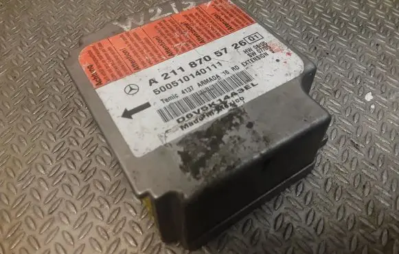Mercedes-Benz CLS C219 Airbag control unit/module 2118705726