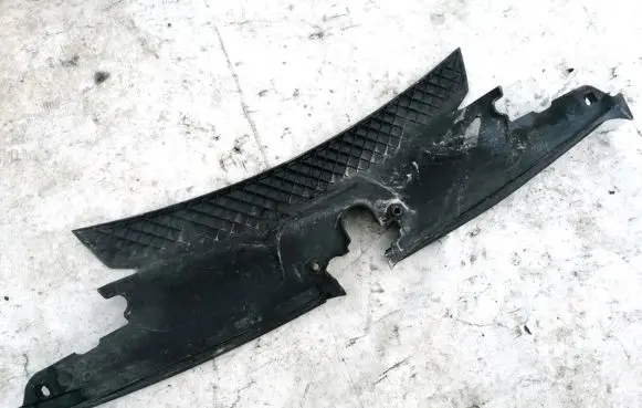 BMW X3 E83 Radiator support slam panel 13713402286 10991213DE