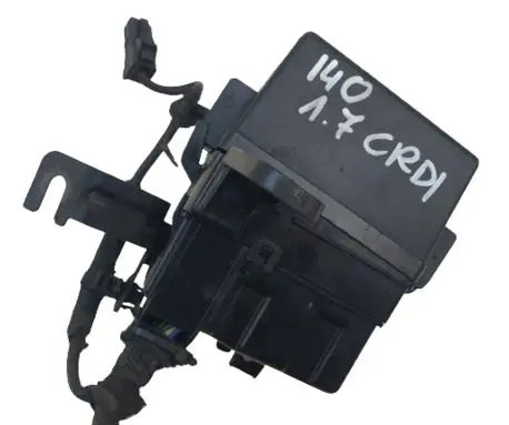 Hyundai i40 Relay mounting block 919403Z180