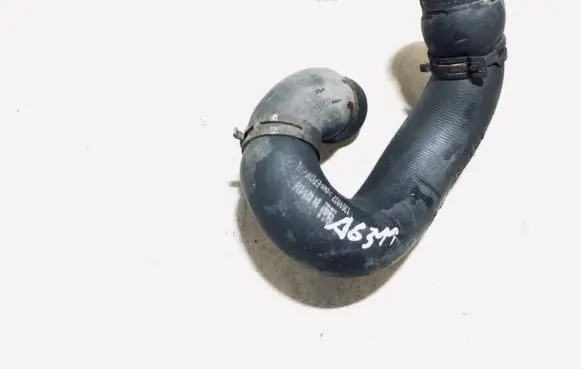 Engine coolant pipe/hose