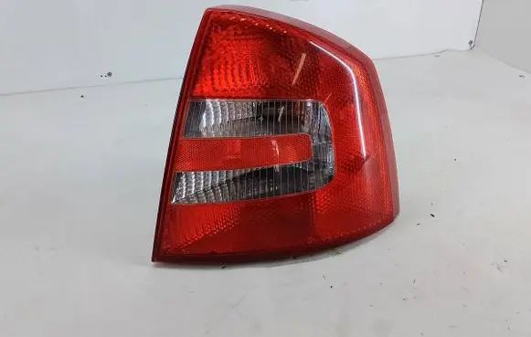 Skoda Octavia Mk2 (1Z) Rear/tail lights