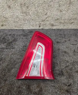 KIA Sportage Tailgate rear/tail lights 