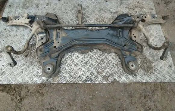 Volkswagen Golf IV Front axle beam 