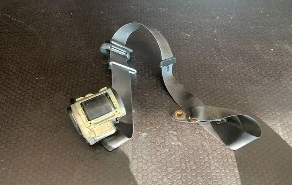 Ford Galaxy Front seatbelt 8E8080 000H700 008773909