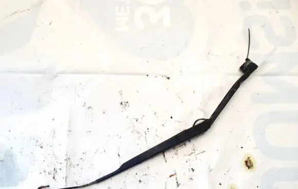 Hyundai Sonata Front wiper blade arm