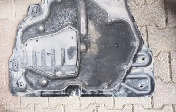 Land Rover Evoque I Engine splash shield/under tray BJ32-6B629-AA