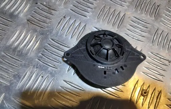 Audi A4 S4 B9 Panel speaker 8W0035399