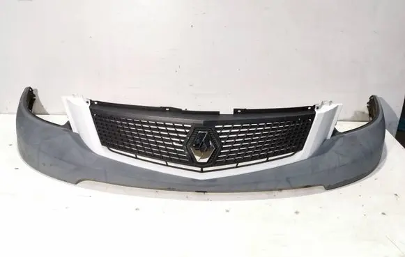 Renault Mascott Front bumper upper radiator grill 8200239886