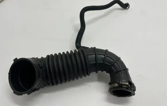 Intercooler hose/pipe