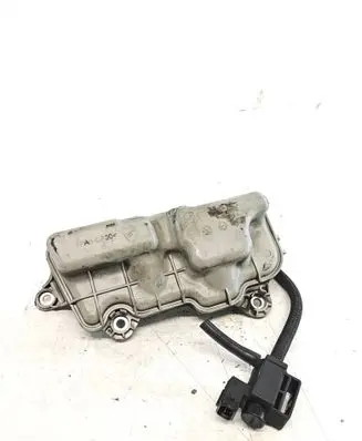 Vacuum air tank