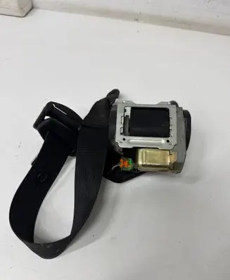 Mercedes-Benz E W211 Front seatbelt 605369000 008L000