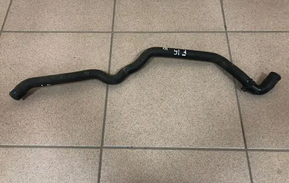 BMW X5 F15 Engine coolant pipe/hose 6968107 64116968107