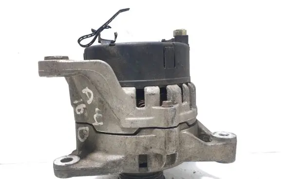 Audi A4 S4 B5 8D Generator/alternator